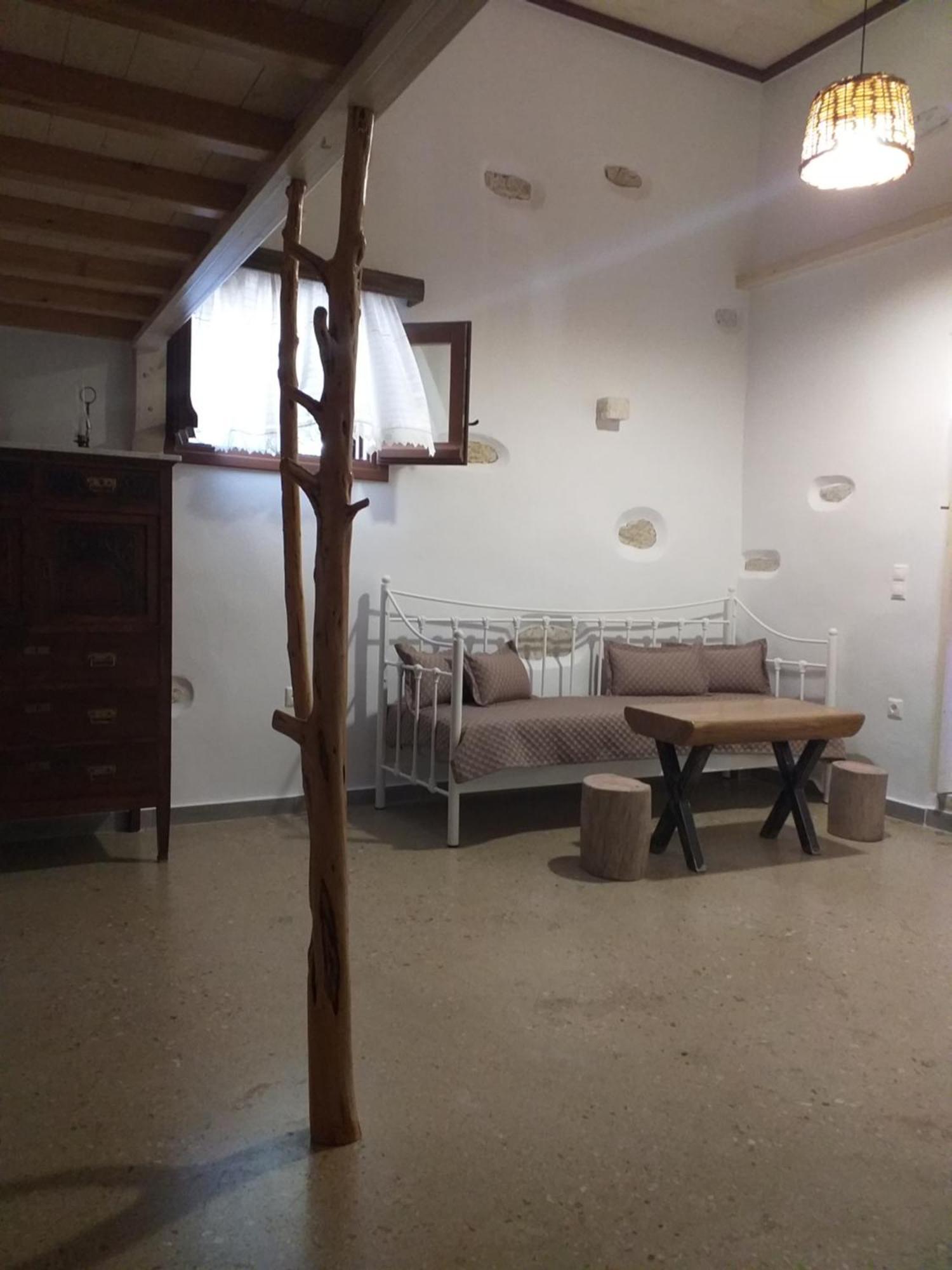 Imellos Apérathos Habitación foto